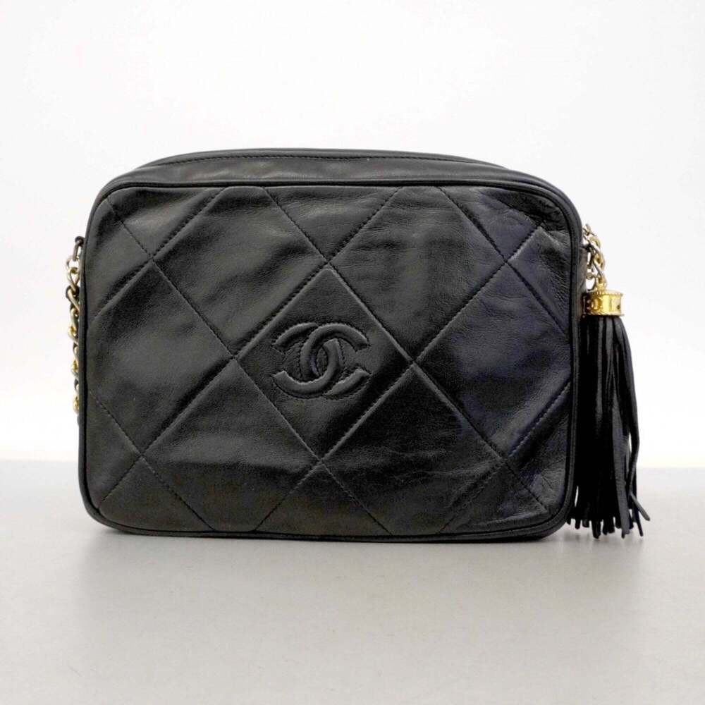 CHANEL Black Lambskin Leather Shoulder Bag - Picture 10 of 11